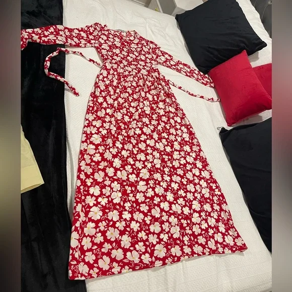 New Red flower pattern modest maxi dress - Picture 10 of 11